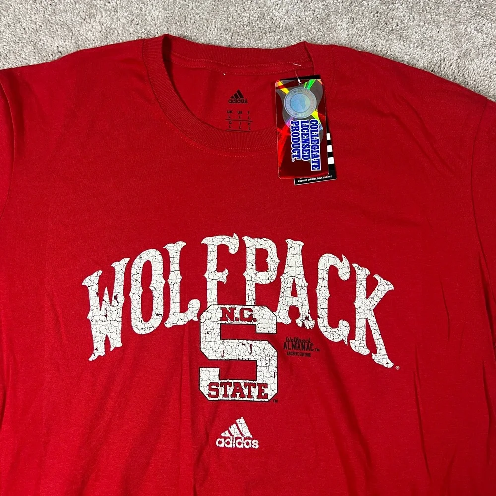 Adidas NC State Wolfpack Mens Red Graphic T-Shirt Size Large NWT - Picture 2 of 6